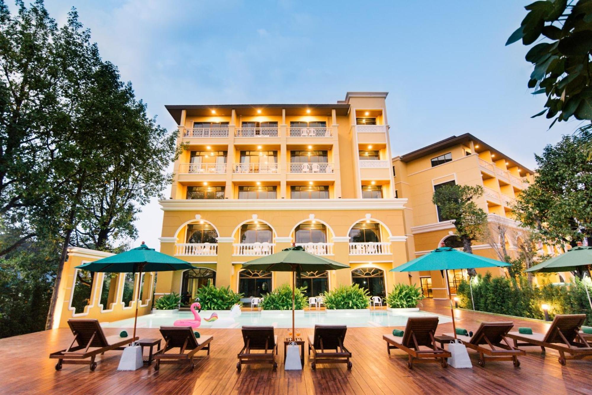קראבי The Pineapple Hotel מראה חיצוני תמונה