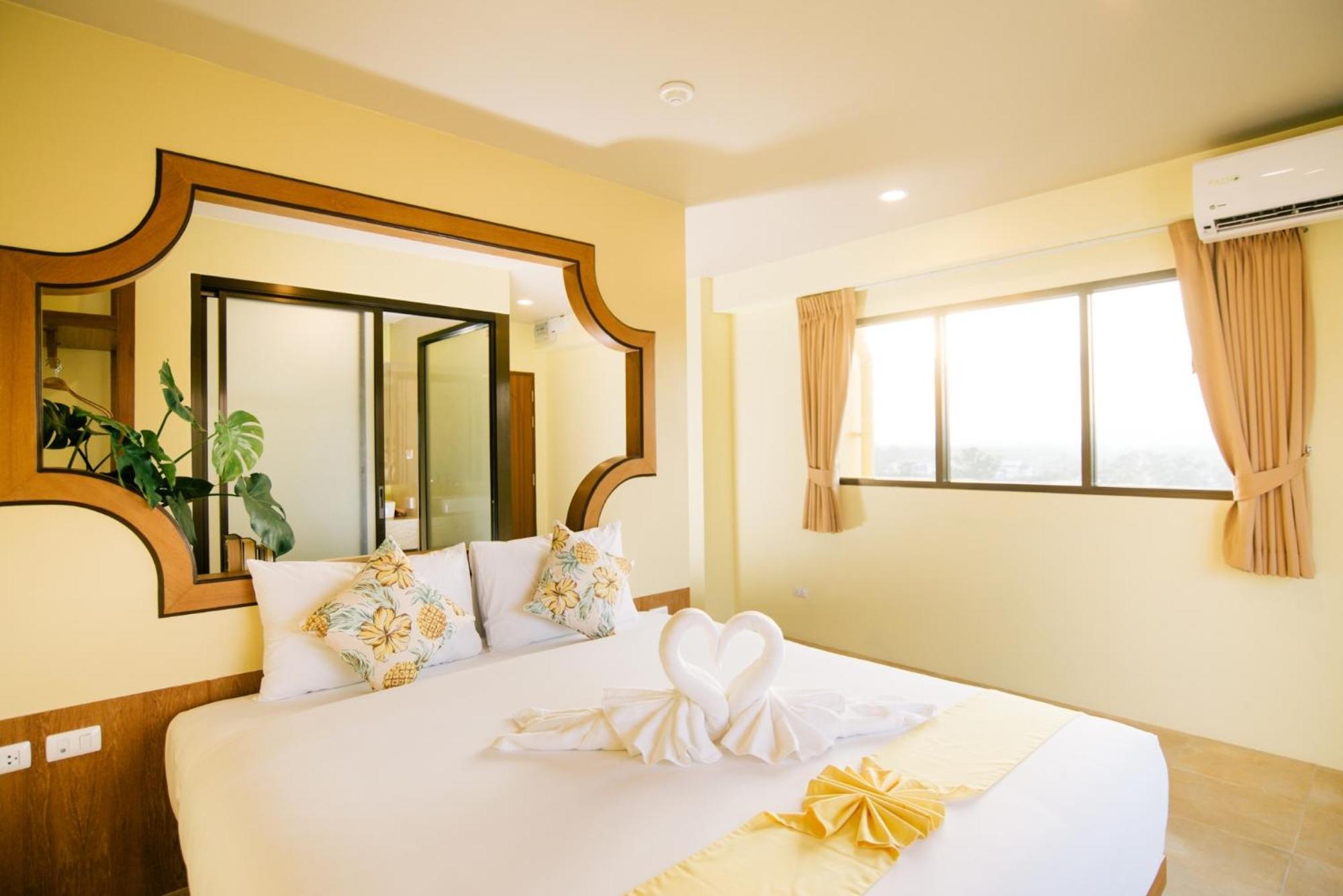 קראבי The Pineapple Hotel מראה חיצוני תמונה