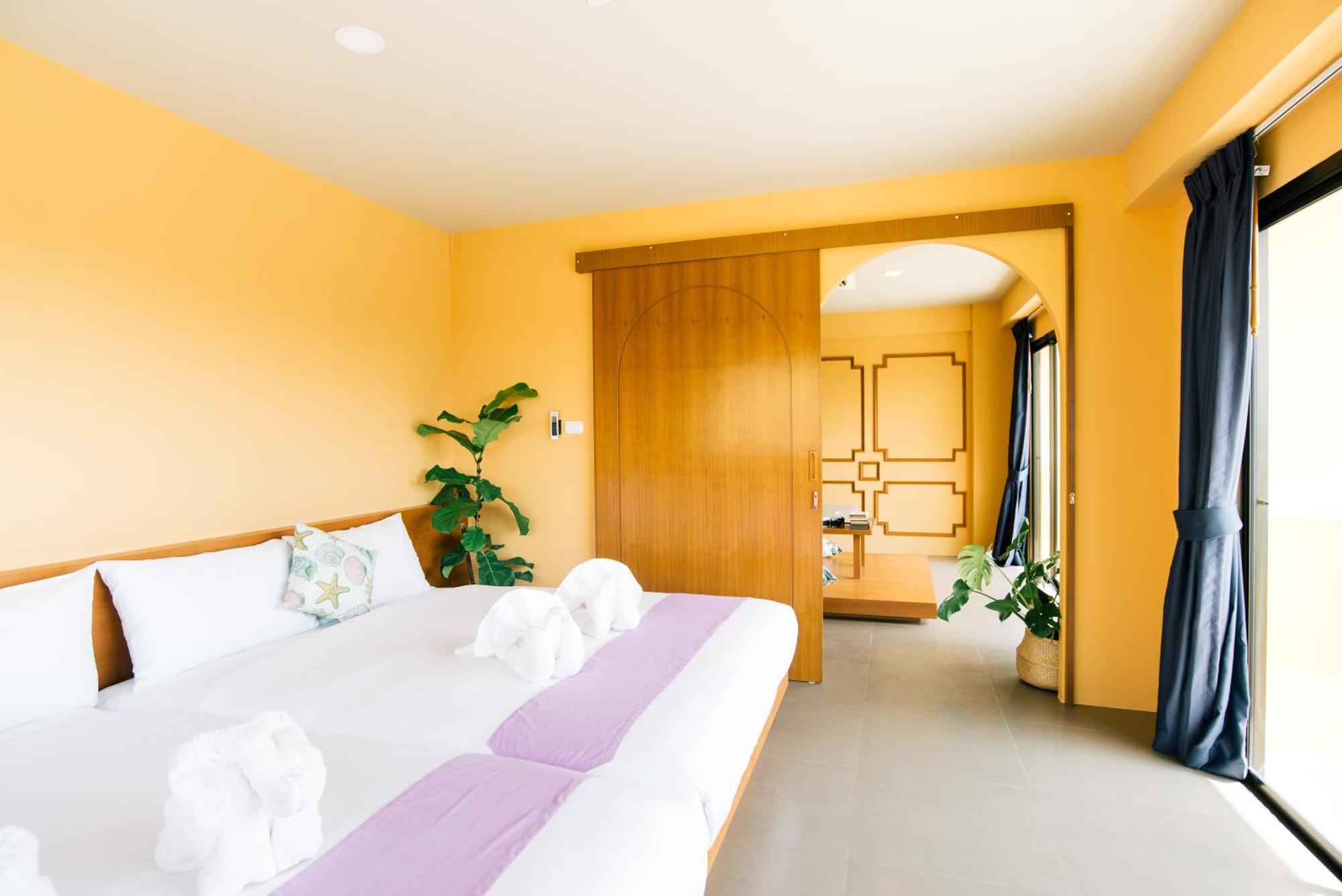 קראבי The Pineapple Hotel מראה חיצוני תמונה