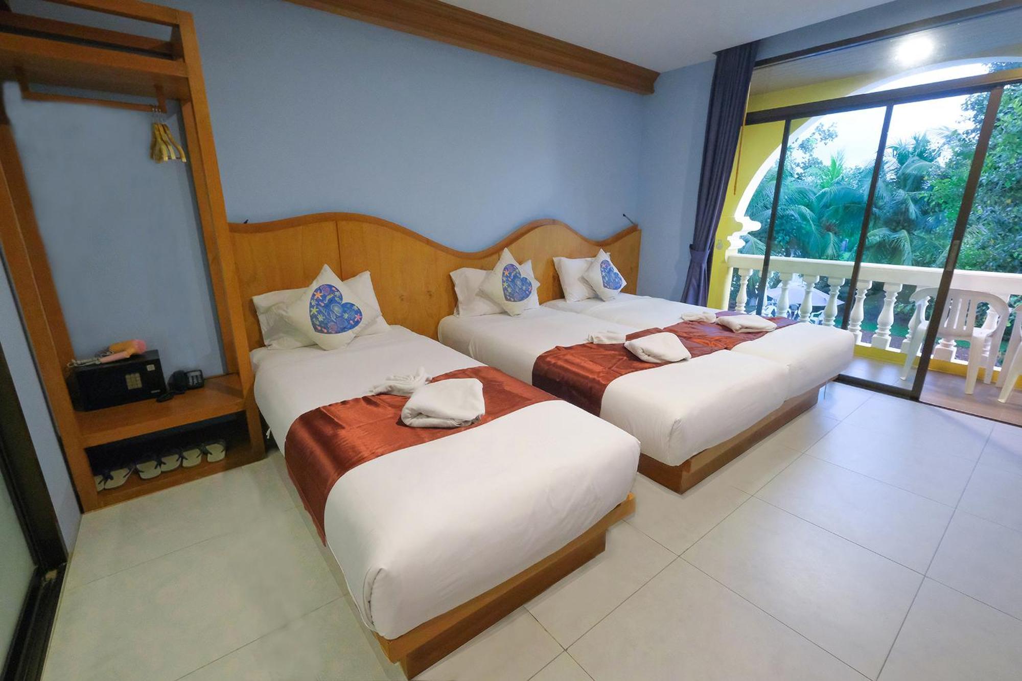 קראבי The Pineapple Hotel מראה חיצוני תמונה
