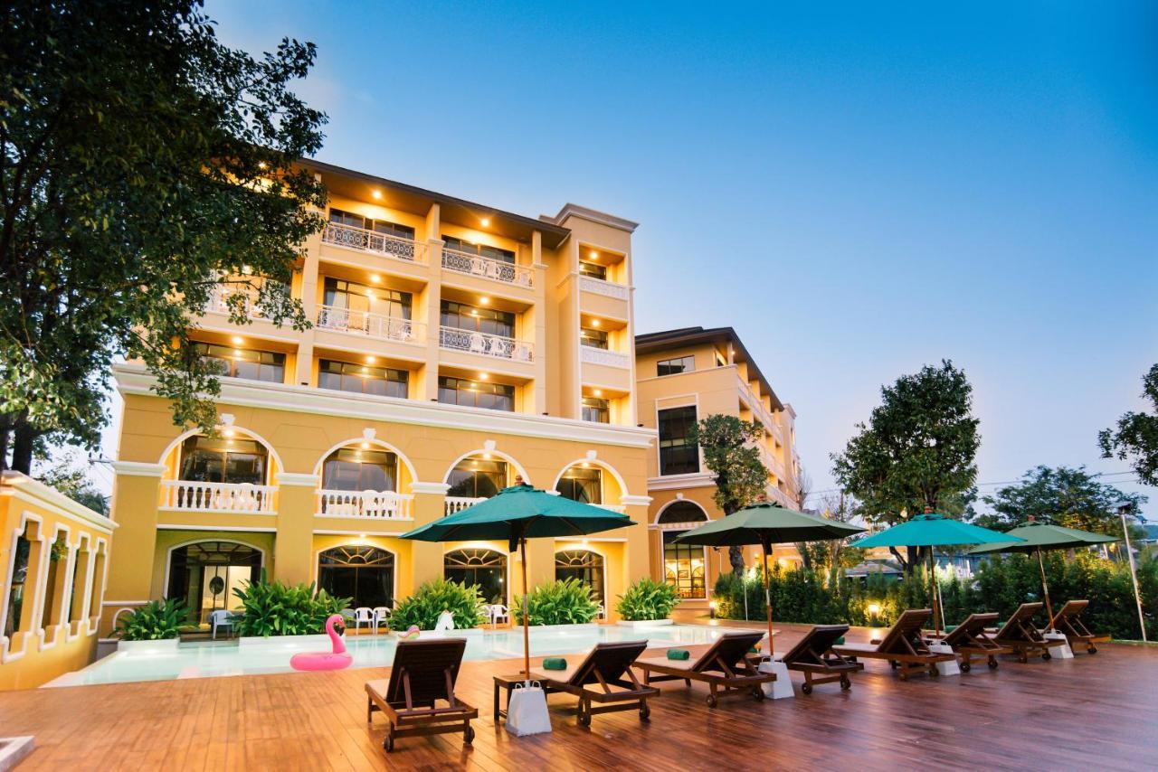 קראבי The Pineapple Hotel מראה חיצוני תמונה